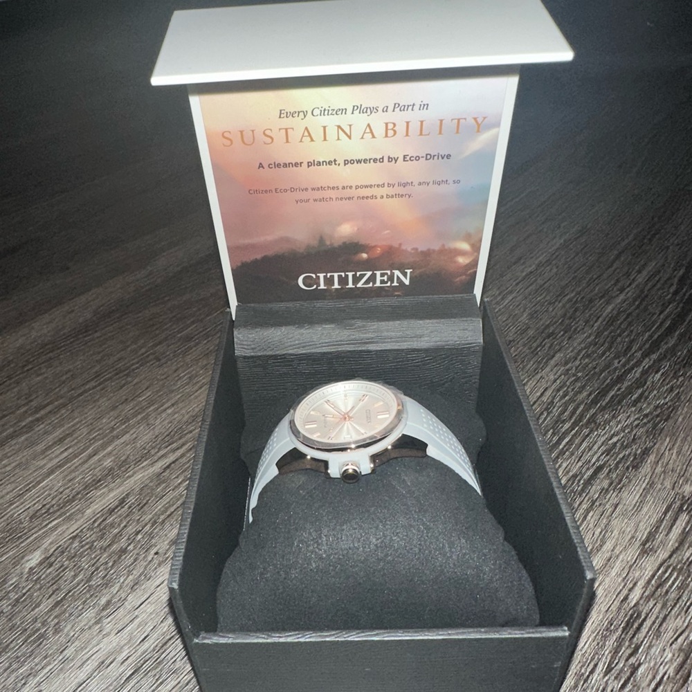 Citizen Eco Drive Weekender Pink Gold Tone Stainless Steel Quartz Ladies Watch - Picture 3 of 5